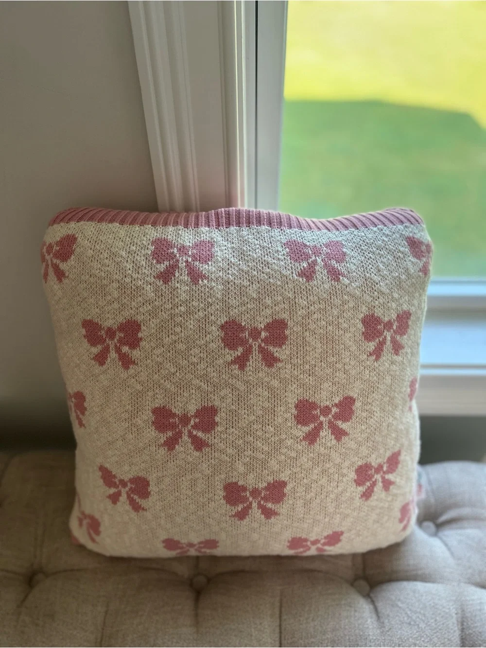 Cynthia Rowley Coquette Pink Bow Knit Throw Blanket & Pillow Matching Bundle Set